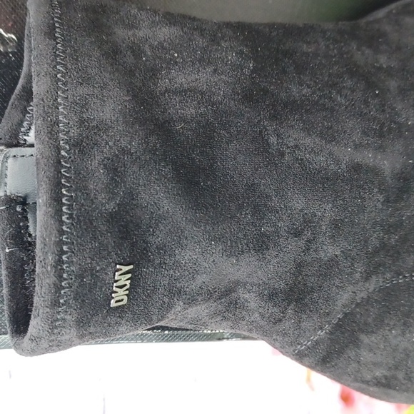 DKNY Cavale Boot NIB - Picture 2 of 12